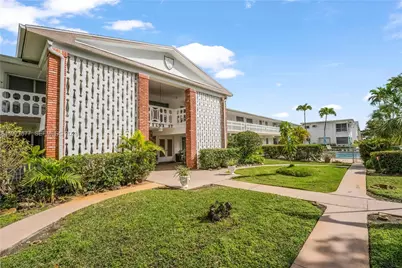 3701 Tyler St #211, Hollywood, FL 33021 - Photo 4