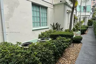 815 Euclid Ave, Miami Beach, FL 33139 - Photo 14