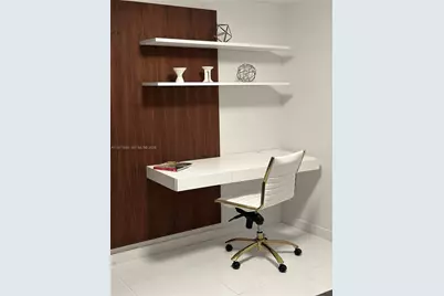 200 S Biscayne Boulevard Way #703, Miami, FL 33131 - Photo 8