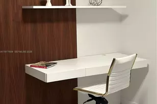 200 S Biscayne Blvd Way, Miami, FL 33131 - Photo 8