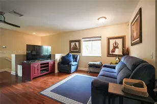 3335 Palomino Dr, Davie, FL 33024 - Photo 4