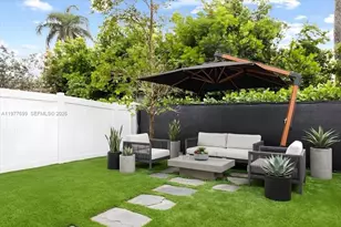 20344 NW 6th Pl, Miami Gardens, FL 33169 - Photo 14