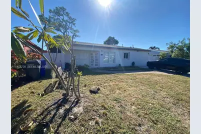 7110 Hope St, Hollywood, FL 33024 - Photo 2