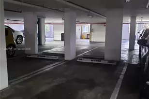 5077 NW 7th St, Miami, FL 33126 - Photo 10