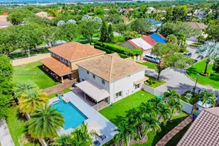 8826 NW 189th Terrace, Hialeah, FL 33018 - Photo 4