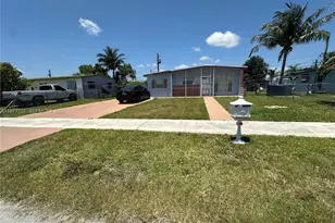 10761 SW 221st St, Miami, FL 33170 - Photo 2