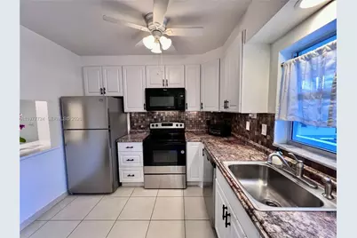 1400 NE 55th St #201, Fort Lauderdale, FL 33334 - Photo 1