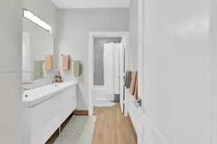 1202 S Manor Dr S, Weston, FL 33326 - Photo 28