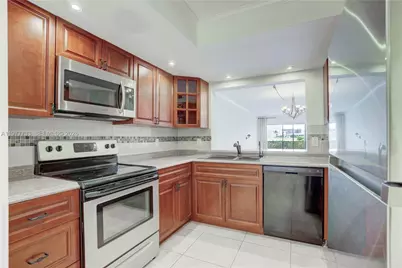 1036 US Highway 1 #116, North Palm Beach, FL 33408 - Photo 2
