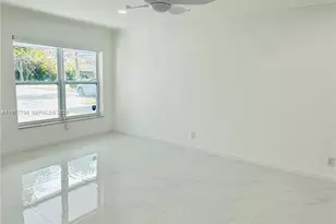 1675 NE 45th St, Oakland Park, FL 33334 - Photo 4