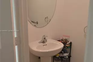 1522 SE 26th Ter, Homestead, FL 33035 - Photo 8