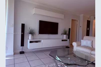 3475 N Country Club Dr #409, Aventura, FL 33180 - Photo 2