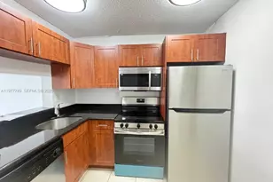 494 NW 165th St Rd, Miami, FL 33169 - Photo 2