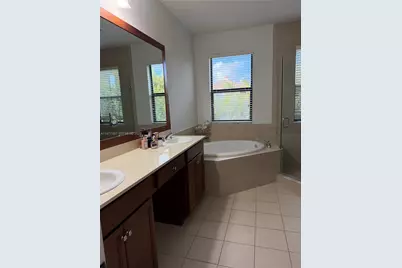 3483 W 97th St, Hialeah, FL 33018 - Photo 6