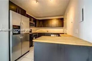 5555 Collins Ave, Miami Beach, FL 33140 - Photo 8