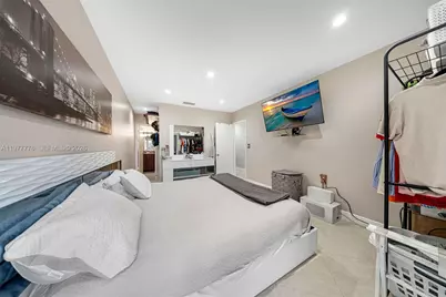 22105 SW 103rd Ave, Cutler Bay, FL 33190 - Photo 14