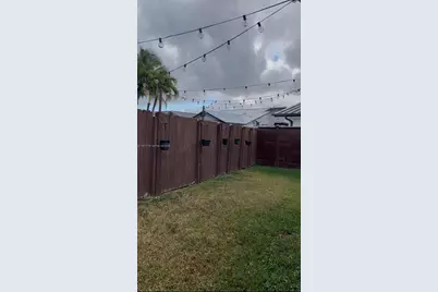 4911 SW 142nd Pl, Miami, FL 33175 - Photo 32