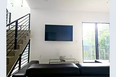 7105 NE 4 Ct, Miami, FL 33138 - Photo 12