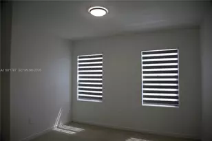 371 NE 16th St, Florida City, FL 33034 - Photo 36