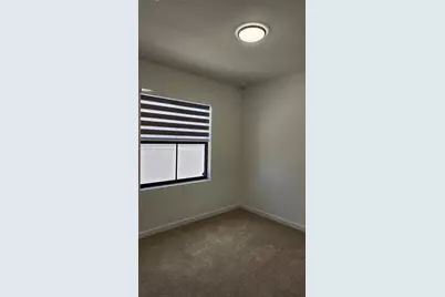 371 NE 16th St, Florida City, FL 33034 - Photo 18