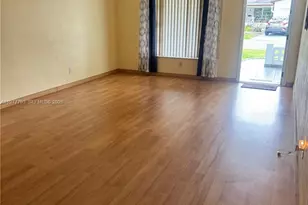 4933 NW 42nd St, Lauderdale Lakes, FL 33319 - Photo 12