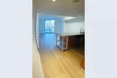 185 SW 7th St #1605, Miami, FL 33130 - Photo 4