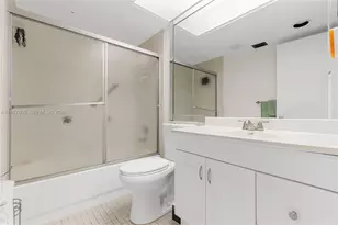 1101 SW 128th Terrace, Pembroke Pines, FL 33027 - Photo 12