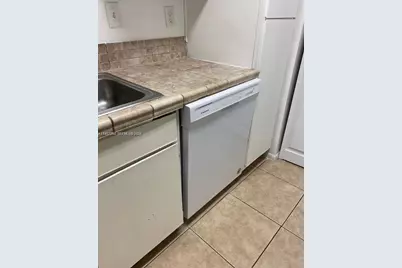 3948 NW 87th Ave #3948, Sunrise, FL 33351 - Photo 4