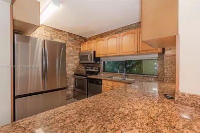 17021 N Bay Rd #102, Sunny Isles Beach, FL 33160 - Photo 8