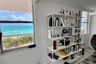 6039 Collins Ave, Miami Beach, FL 33140 - Photo 14