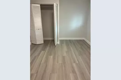 490 NE 170th St, North Miami Beach, FL 33162 - Photo 6