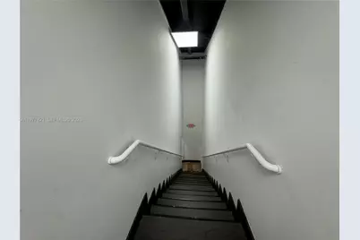 10171 NW 58th St #6 & 7, Doral, FL 33178 - Photo 6