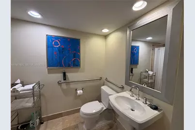 2670 E Sunrise Blvd #302, Fort Lauderdale, FL 33304 - Photo 14