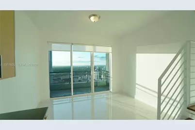 60 SW 13th St #2215, Miami, FL 33130 - Photo 8