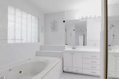 10031 SW 147th Pl, Miami, FL 33196 - Photo 24