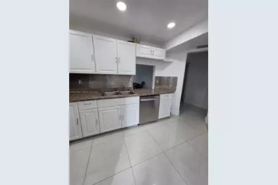 1351 NE 191st St #E420, Miami, FL 33179 - Photo 2