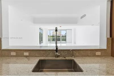 2627 S Bayshore Dr #501, Miami, FL 33133 - Photo 8