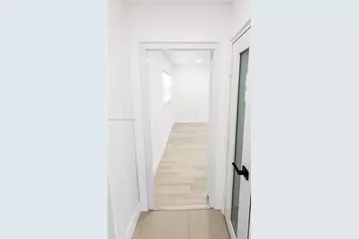 8116 NW 72nd Ave, Tamarac, FL 33321 - Photo 14