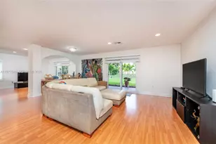 13391 SW 42nd St, Miramar, FL 33027 - Photo 6