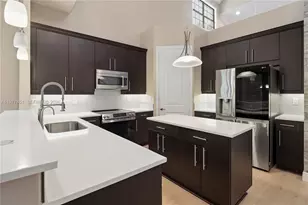 7573 NW 113th Ave, Parkland, FL 33076 - Photo 6