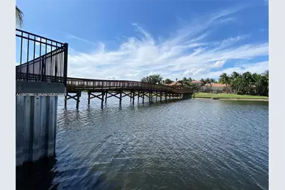 2493 Centergate Dr #204, Miramar, FL 33025 - Photo 24