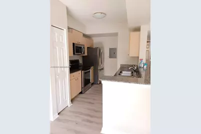 2493 Centergate Dr #204, Miramar, FL 33025 - Photo 6