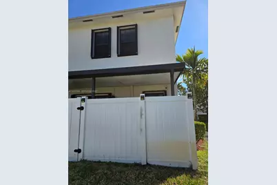 1166 SW 7th Ave, Florida City, FL 33034 - Photo 4