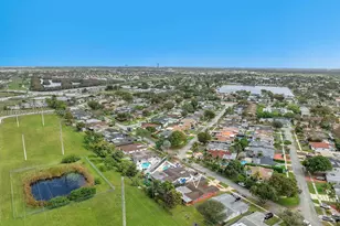 2030 NW 91st Terrace, Pembroke Pines, FL 33024 - Photo 48