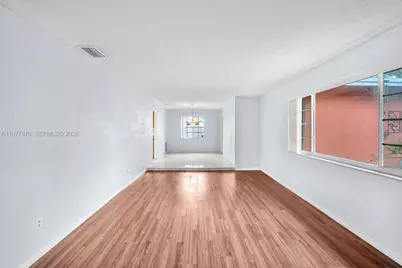 2030 NW 91st Ter, Pembroke Pines, FL 33024 - Photo 10