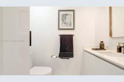 545 SW 11th St #105, Miami, FL 33129 - Photo 24