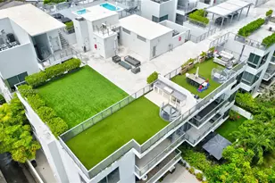 545 SW 11th St, Miami, FL 33129 - Photo 40