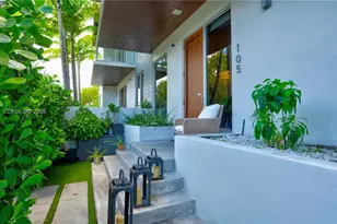 545 SW 11th St, Miami, FL 33129 - Photo 1