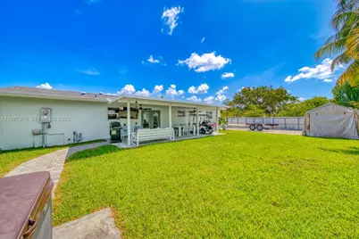 9104 SW 180th St, Palmetto Bay, FL 33157 - Photo 24