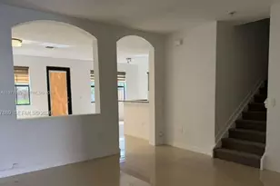 12350 S Village Cir, Davie, FL 33325 - Photo 22